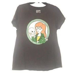Daria tee